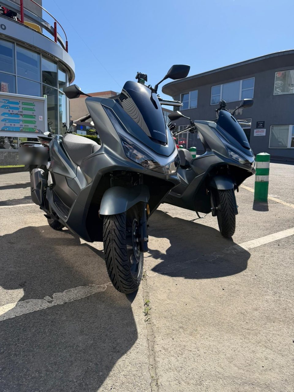 Honda PCX scooters of the Svaggy Fleet, front view